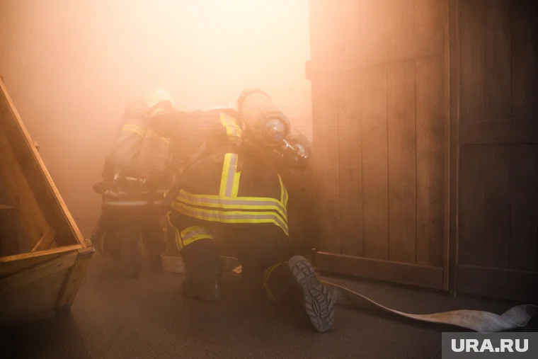Девушка эвакуировалась самостоятельно до приезда пожарных