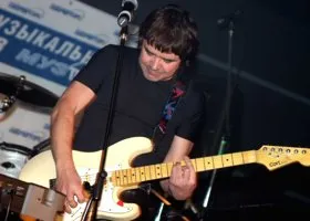 Украинский певец посвятил стих Евгению Осину