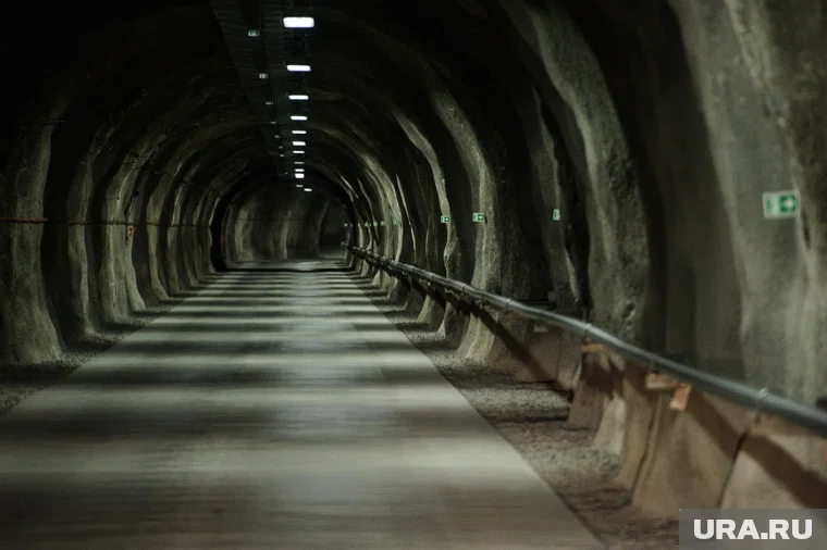 Тоннель позволил бы открыть новые направления для сотрудничества, в том числе инженерного и научного, заявил эксперт (архивное фото)