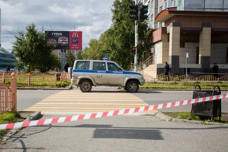 Резня на проспекте Ленина. Сургут, полиция, оцепление