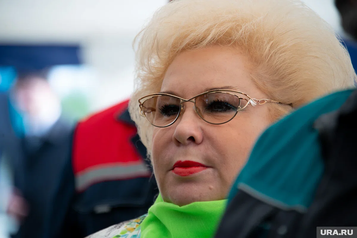 Альбина Свинцова представила в Заксобрании основные параметры бюджета ЯНАО