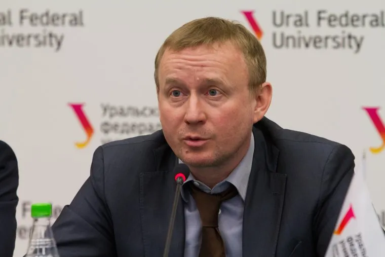 Пресс-центр УрФУ. Открытие и пресс-конференция по чемпионату мира по спортивному программированию. Екатеринбург, тушин сергей