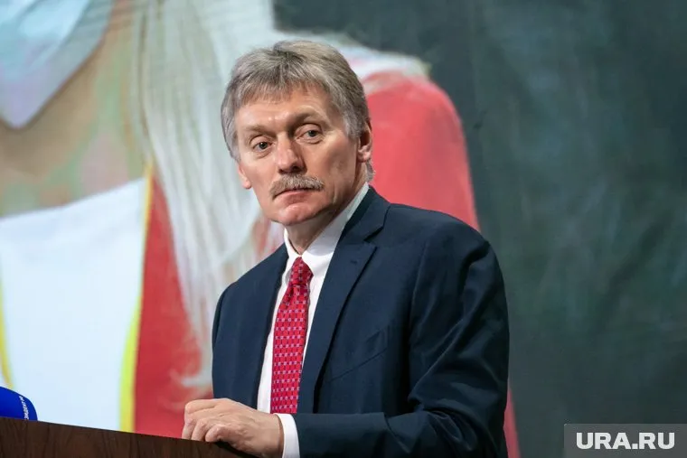 Дмитрий Песков рассказал, что здание, в котором совещается правительство, не является секретным