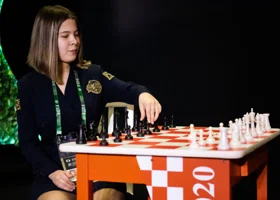 Протеже влиятельного мецената обошла по щедрости всех свердловских миллиардеров 