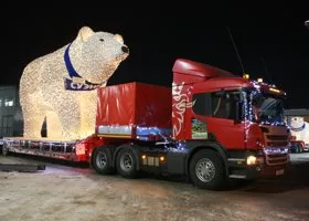 В Тюмень к Новому году вернулся знаменитый папа-медведь