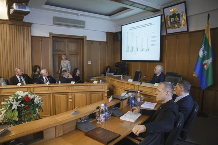 Заседание гордумы. Екатеринбург, совещание, заседание, гордума екатеринбурга