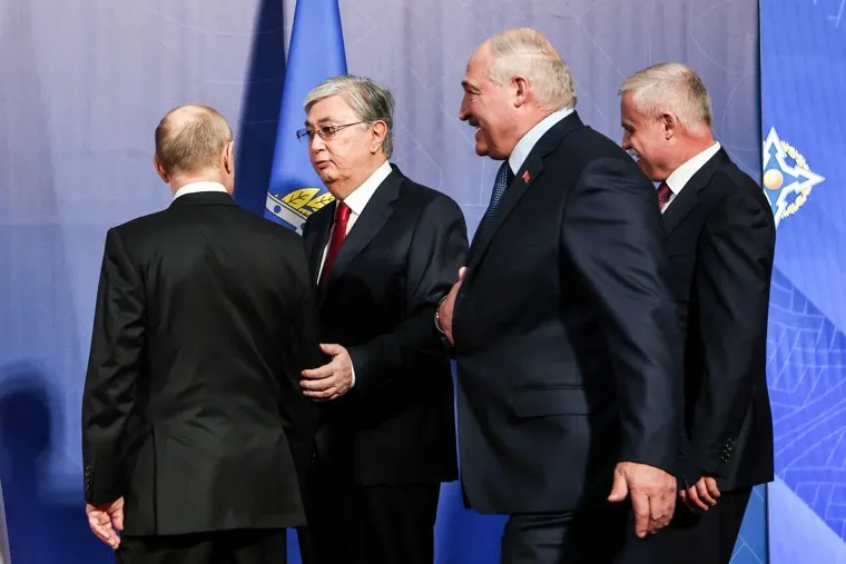 Владимир Путин на саммите ОДКБ в Ереване. Армения, Ереван