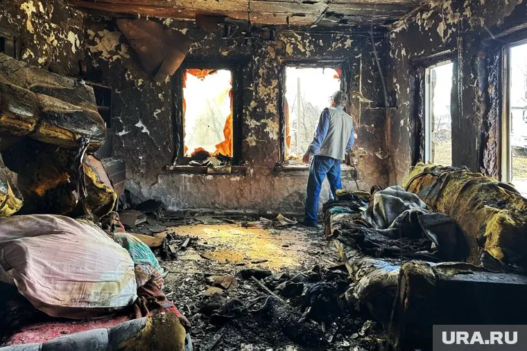 Курганскому пенсионеру не будут платить за единственное сгоревшее жилье (архивное фото)