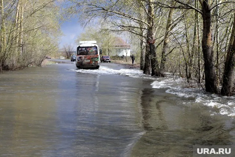 Такое половодье старожилы наблюдали 40 лет назад