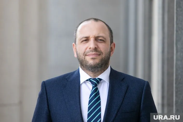 Умеров не имеет отношения к военному делу, заявил Игорь Никулин