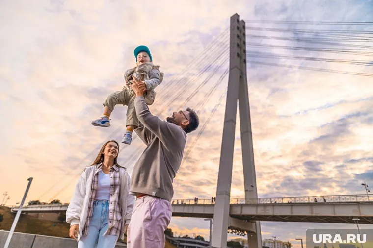 Мост Влюбленных — визитная карточка Тюмени