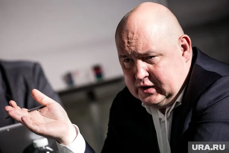 В больницах Севастополя остаются 33 мирных жителя, пострадавших от удара ВСУ, сообщил Развожаев