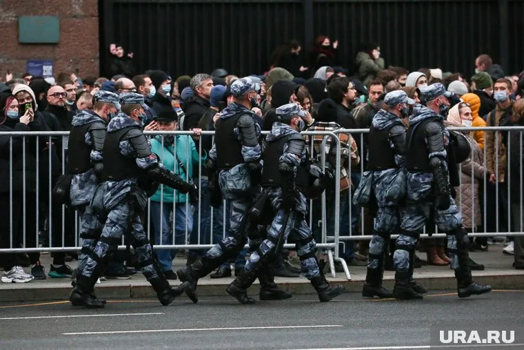 Вассерман призвал жестко пресекать активность оппозиции в РФ