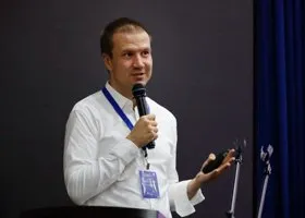 Глава редколлегии URA.RU Вьюгин рассказал, сколько человек уволил после внедрения нейросетей