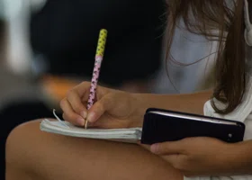 В ЯНАО провели конференцию по детской психологии с экспертами из РФ и Израиля