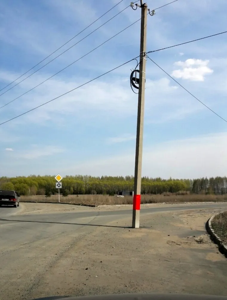 Давай тут на улице возле столба Москвичка отдается публично Давай тут на улице возле столба Москвичка отдается публично
