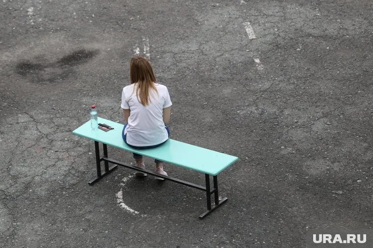 Тайну девочки узнали одноклассники, и ребенка начали травить (архивное фото)