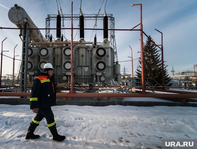 Энергетики будут обновлять электрооборудование Алапаевска