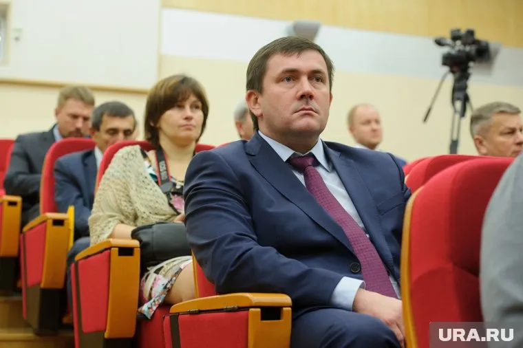 Мэра Каменска-Уральского Алексея Шмыкова забирают на работу в областное правительство
