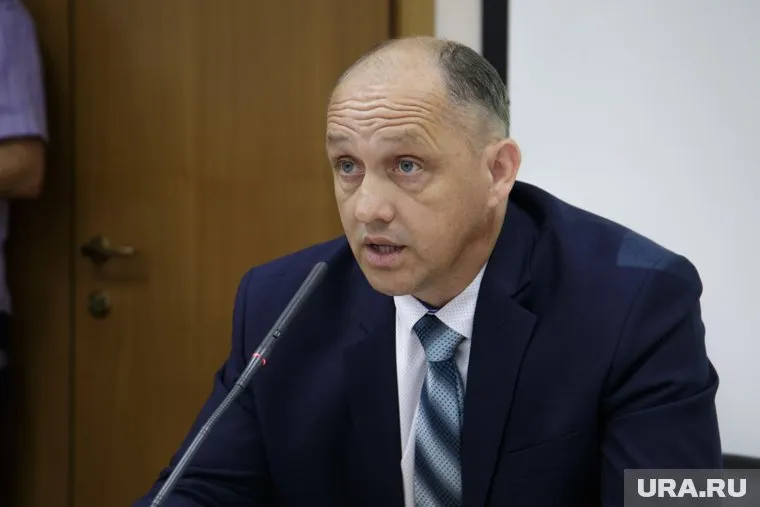 Глава Гайнского района Владимир Исаев объяснил, почему депутаты против объединения территорий