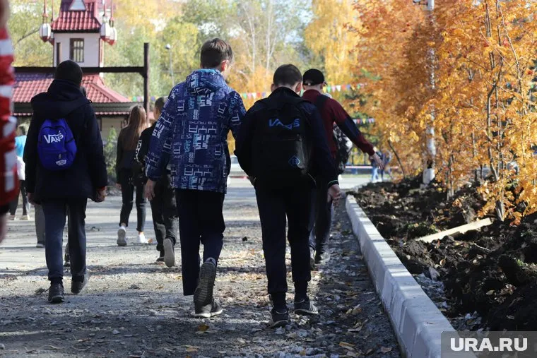 Автор поста возмутился из-за поведения подростков (фото из архива)