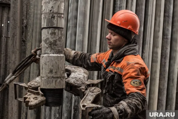 Каждая партия нефти из РФ, перевозимая по морю, будет попадать под ограничение цены