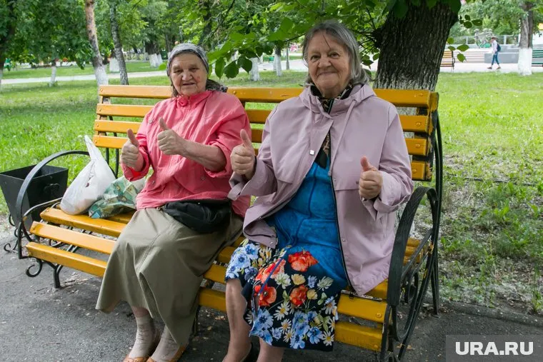 Желающие сняться в фильме должны прислать свои фотографии организаторам кастинга