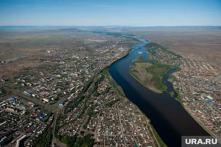 При попытке пересечь вброд реку Шуй погибли десять человек