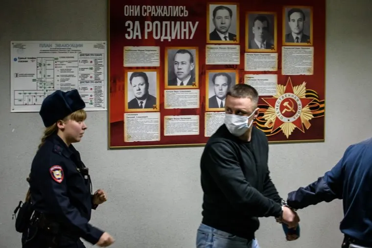 Избрание меры пресечения Александру «Фартовому» Дискову в Ленинском суде. Екатеринбург
