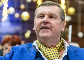 Шансонье Новиков добился рассмотрения своего иска к России