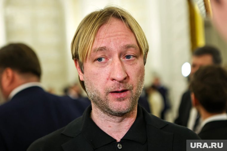 Плющенко и Рудковская задержатся в Петербурге из-за госпитализации сына 