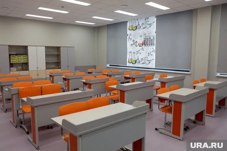 Из-за пожаров школьники ушли на дистант