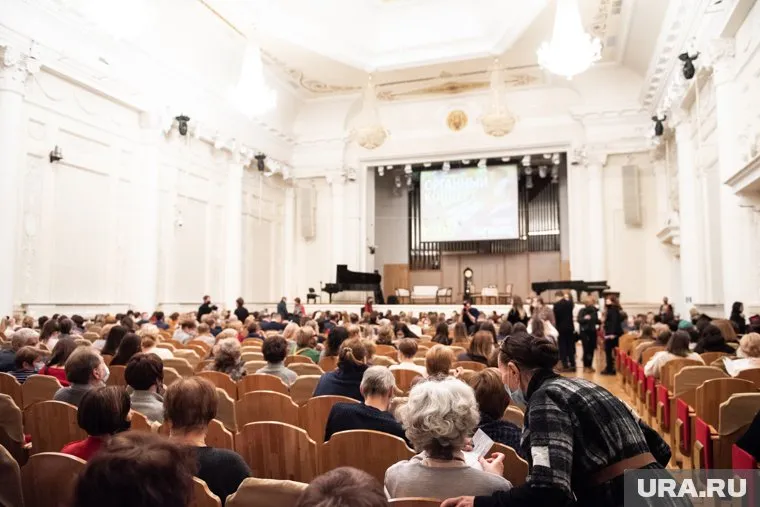 В Ноябрьске после ремонта открылся досуговый центр "Нефтяник" (фото из архива)