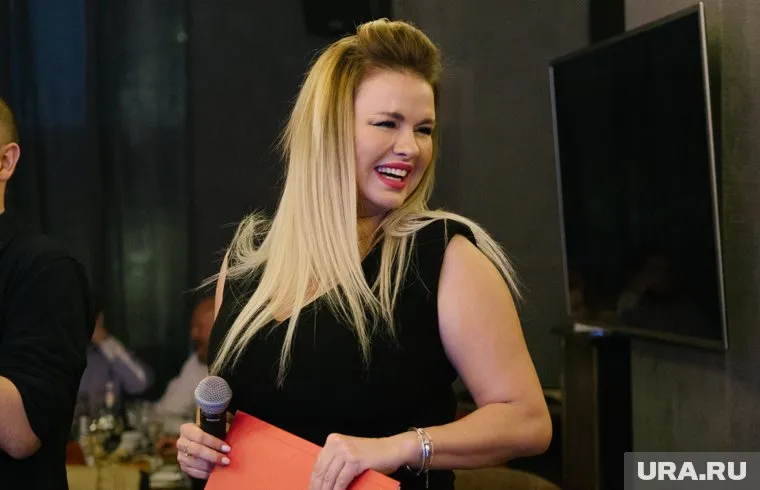 Анна Семенович призналась, что не занимается спортом ради похудения