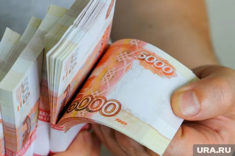 Певица заплатит за нарушение режима изоляции